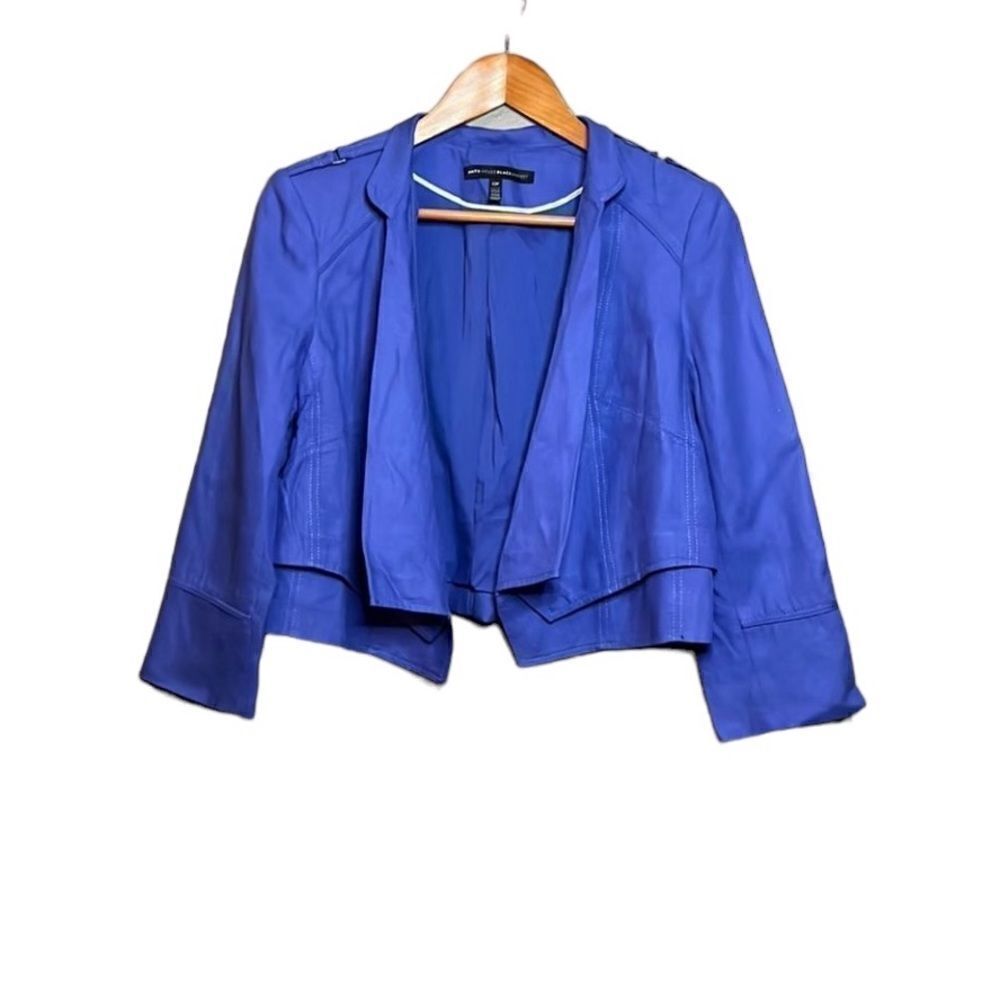 White House black market blue linen blend cropped blazer
